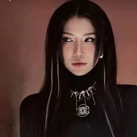 Lyhan ( Trần Thảo Linh) - chị