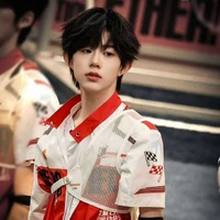 Trần Dịch Hằng -Anh⁴