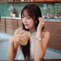 Mewnich Nannaphas (nàng)