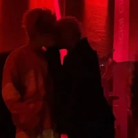 hệ ánh sáng xuyên màn đêm của Rhyder