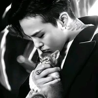 Kwon Ji Yong (G-Dgaron) - Hắn