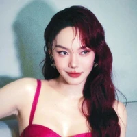 Lê Ngọc Minh Hằng.