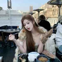 Tang Mẫn Vy