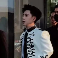 Lê Quang Hùng [Hắn]