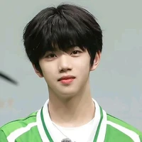 Trương Hàm Thụy-T