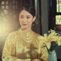 Thẩm Tú