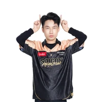 Vương Thuyên - SGP Yiwei - Top