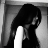 Tác giả hay khóc