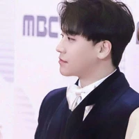 Lee Seung Hyun (Seungri)