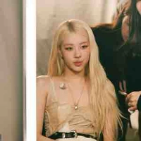 tác giả mới vào nghề:)