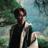 Long áo đen_`•°