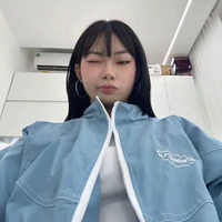 Nguyễn Lê Ngọc Ánh Sáng (Aza)