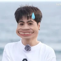 nhỏ t/g ăn tạp