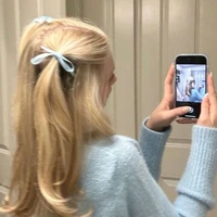 Dương Trần Tú Anh - Jade James