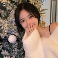 Nhất Mộc Linh-bff cô- mie