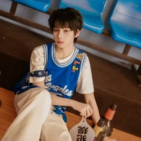 Vương Lỗ Kiệt_K