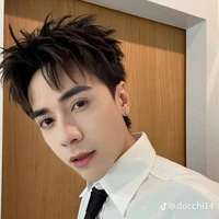 QUANG HÙNG