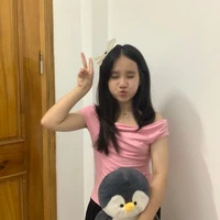 con nhỏ mê nờ a 🥴