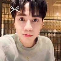 Lê Quang Hùng ( phone ) 