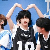 Trương Hàm Thụy