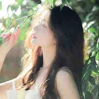 Vũ Thị Huyền Trang- mẹ nu9