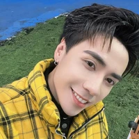 Lê Quang Hùng-em