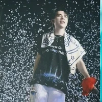 Lê Quang Hùng -- phone, hồng