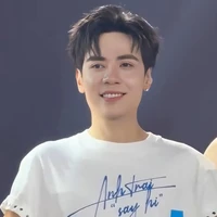 Lê Quang Hùng•Quang Hùng MasterD•Phone•