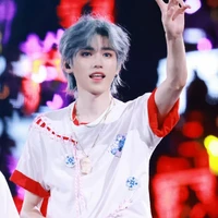 Tống Á Hiên
