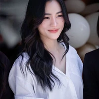 LingLing Sirilak Kwong[cô]