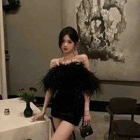 Phạm Mỹ Châm( bạn nu9)