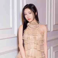 Khương Hoàn Mỹ-Orange