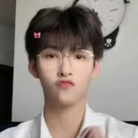 Huỳnh Hoàng Hùng|gem