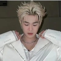 Hoàng Đức Duy(captain)