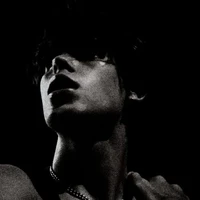 Bianchi Cancer | ♌︎ 29