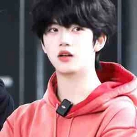 Trương Hàm Thuỵ _em