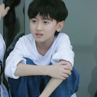 Tả Kỳ Hàm