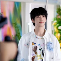 Trương Hàm Thụy_Y
