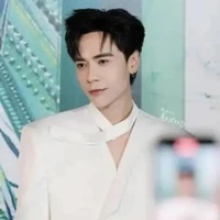 Lê Quang Hùng MasterD(phone)