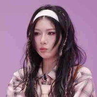 Trần Thảo Linh [ em ]