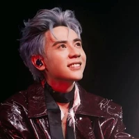 Lê Quang Hùng - Phone