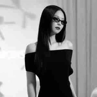 Kim Jennie*em*