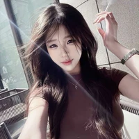 Thu Thảo _ chị gái long _