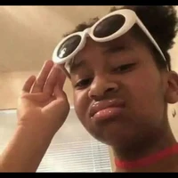 cả đám có mặt ở đó