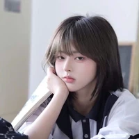 Kiều Thư Nhiễm_bạn thân của Nhã