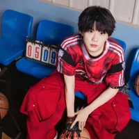 Trần Dịch Hằng -  Hắn