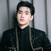 Huỳnh Hoàng Hùng - Hùng Huỳnh