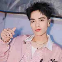 Lê quang hùng