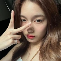 Love (Bạn thân Becky)