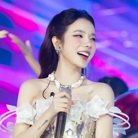 Nguyễn Hoàng Lan - Lyly.